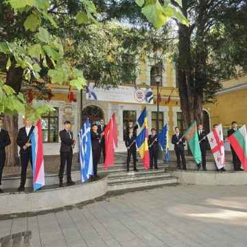 La Deva s-a dat startul Olimpiadei Internaṭionale de Limba Engleză 2025