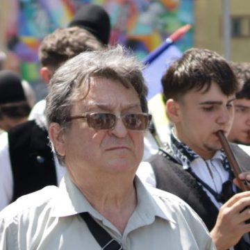 Prof. Tiberiu Coconeț sărbătorit pentru 45 de ani de carieră în muzică, într-un concert aniversar al Asociației „Lirica” Petroșani