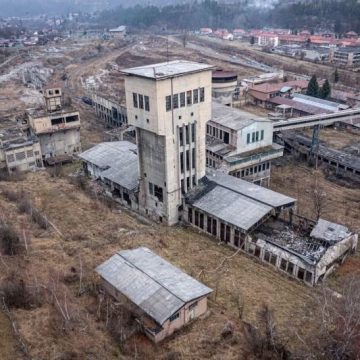 Consiliul județean Hunedoara a aprobat depunerea mai multor proiecte pentru finanțarea unor investiții de amploare la fosta Mină Petrila