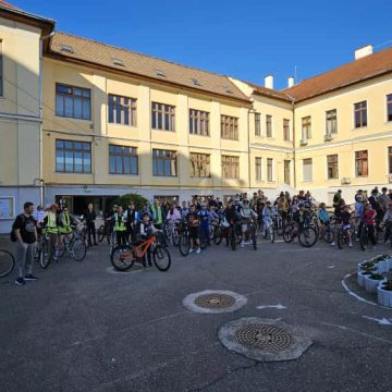 Peste 1000 de cicliști din vestul țării au intrat în „Marea Pedalare”  în Săptămâna Europeană a Mobilității