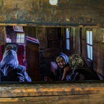 Un sfat de Ziua Satului Românesc: ”Nu vă vindeți moşiile, de dragul de a veni la oraș!”