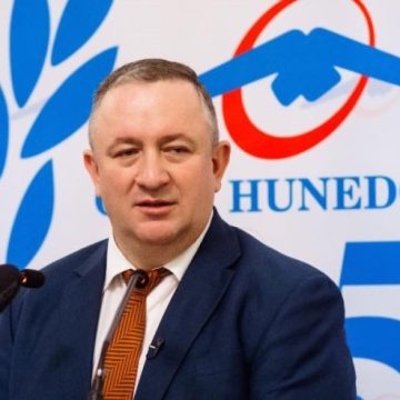 Adrian Nicolae David revine la conducerea Casei Județene de Asigurări pentru Sănătate Hunedoara