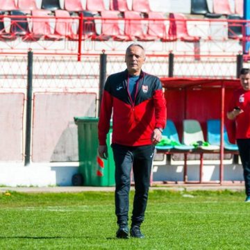 Antrenorul Dan Voicu s-a retras de la direcția tehnică a echipei de fotbal Minerul Lupeni