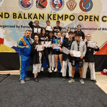 Rezultate de top pentru sportivii Văii Jiului la cea de-a doua ediție a doua a Cupei Balcanice la Kempo