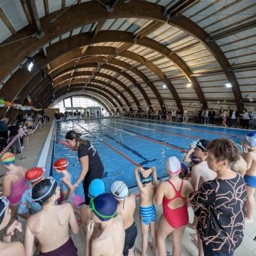 Bazinul de înot de la Petroșani se redeschide din 20 octombrie 2025