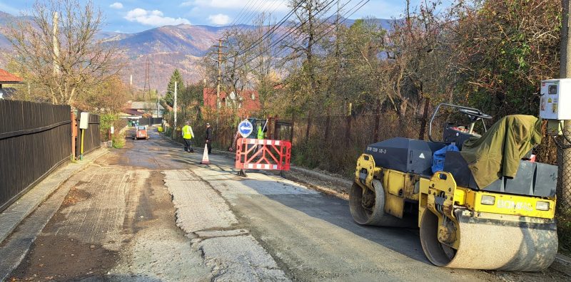La Lupeni s-au reluat lucrările aferente proiectului „Modernizare rețea rutieră – Lot 1”