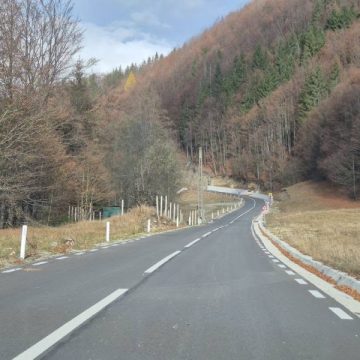 Drumul județean Valea de Pești – Runcu, modernizat pe sectorul hunedorean
