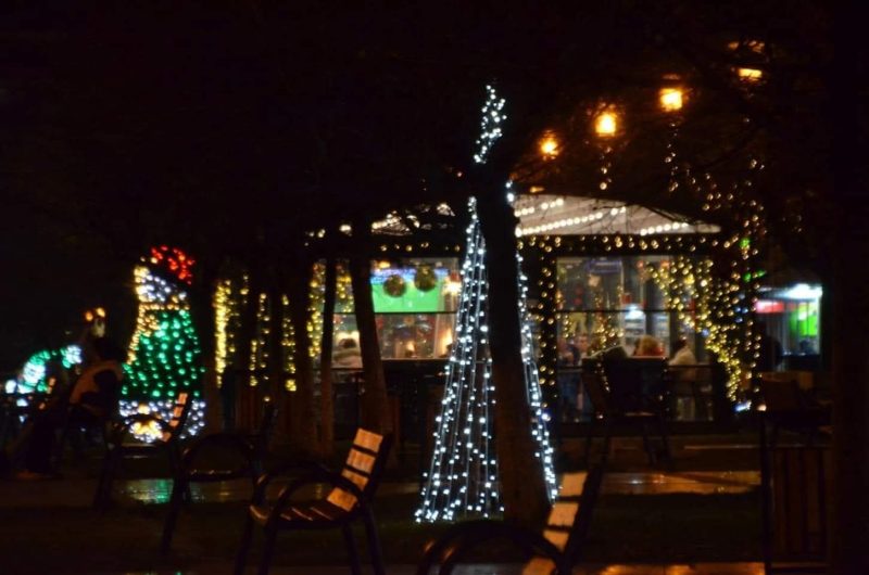Luminile Crăciunului se aprind la Petroșani în seara Sfântului Andrei