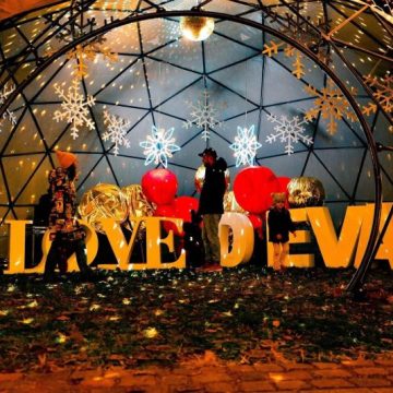 Vin sărbătorile și la Deva!