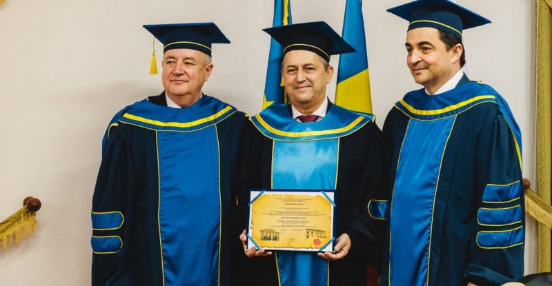 Rectorul Universității din Petroșani distins cu titlul de ”Doctor Honoris Causa” al Universității „1 Decembrie 1918” din Alba Iulia