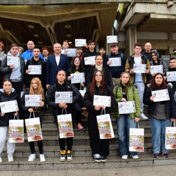 Activitate cultural-educațională derulată de Biblioteca județeană „Ovid Densușianu” la aniversarea a 140 de ani de la nașterea scriitorului Liviu Rebreanu