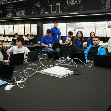 Tineri hackeri etici din întreaga lume s-au întrecut la Timișoara, în competiția internațională CTF@AC