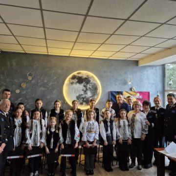 Sărbătoare de suflet în avanpremiera Zilei Naționale a României cu Ileana Berki și „Glasuri de argint”