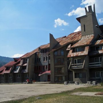 Motelul de la Valea de Pești devine Centru de recuperare medicală și relaxare pentru persoane vârstnice