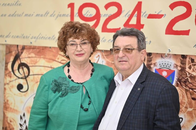 ”Crinul de piatră” înflorește din nou, la final de noiembrie, la Petroșani