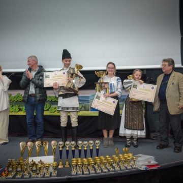 Murgui Izabela din Petroșani este câștigătorul Marelui Trofeul artistic „Crinul de piatră din Parâng”, la ediția din 2025