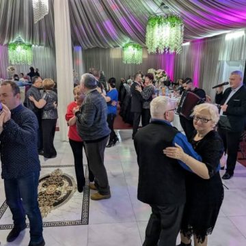 Primăria Municipiului Petroșani dă start înscrierilor pentru „Revelionul Pensionarilor”