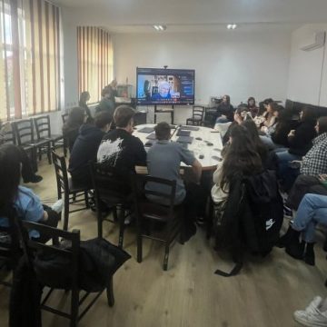 Valeriu Butulescu, în dialog cu tinerii despre importanța vocației în viață