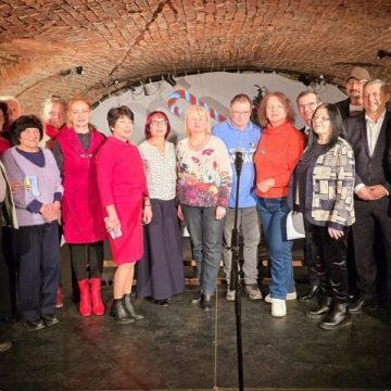 Spectacolul poeziei la Petroșani, în prima acțiune culturală a Asociației „Poezia ca spectacol”