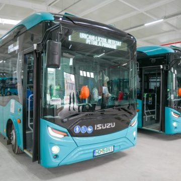 Transport public ecologic pus în funcțiune în Valea Jiului. Proiectul „Green Line” devine realitate