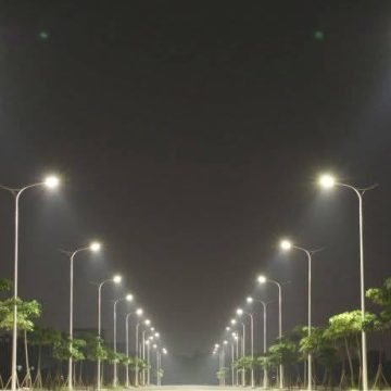 Cu 10 milioane de lei din Fondul de Mediu, va fi mai multă lumină pe străzile din Lupeni