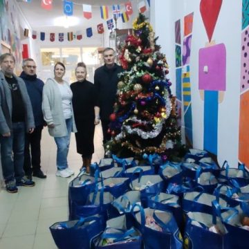 Epilog cu fapte bune la proiectul ”Colind pentru bunicii nimănui”