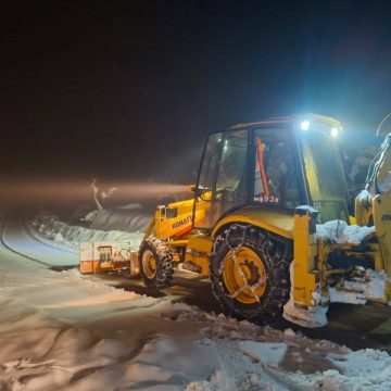 Intervenții în ultimele 24 de ore pe drumurile aflate în administrarea Consiliului Județean