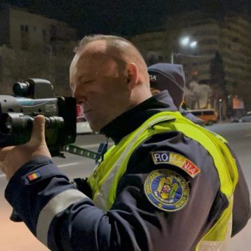 Controale în trafic pentru combaterea vitezei excesive și a comportamentelor periculoase la volan