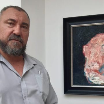 Artistul plastic Robert Humel deschide anul expozițional la Galeria de artă din Hunedoara