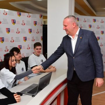 Concursul de cultură generală „Citești și câștigi!”, la finalul celei de-a doua zi de confruntări