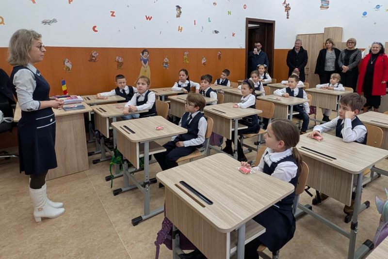 640357211_1507187428076330_1481810900099603961_n Calendarul pentru înscrierea copiilor în clasa pregătitoare în anul școlar 2026 – 2027 a fost aprobat