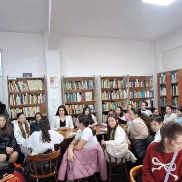 641312480_122148844124959036_6921623889907877886_n Sărbătoarea iubirii – Dragobetele, celebrată la Biblioteca Municipală ,,Valeriu Butulescu” Petroșani