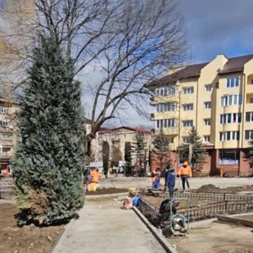 643506904_122199723878568657_4533865798229300849_n Uricaniul își schimbă înfățișarea printr-un proiect complex de regenerare urbană