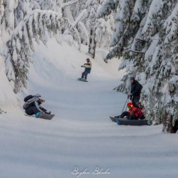 Statiunea-straja-8 Straja Banked Slalom 2026 – Ediția a IV-a aduce din nou adrenalina pe zăpadă în Stațiunea Straja, pe celebrul traseu „Pe Canal”.