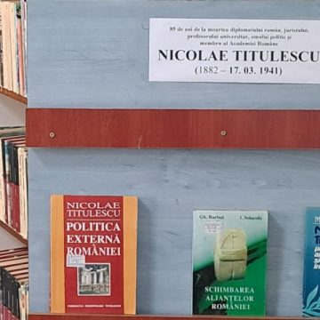 85 de ani de la moartea lui Nicolae Titulescu, marcați printr-o expoziție de carte la Biblioteca Municipală „Valeriu Butulescu” Petroșani
