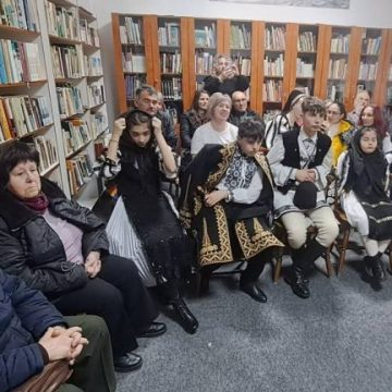 „Lumina Paștelui în suflet” – concert emoționant la Biblioteca Municipală  ,,Valeriu Butulescu” Petroșani