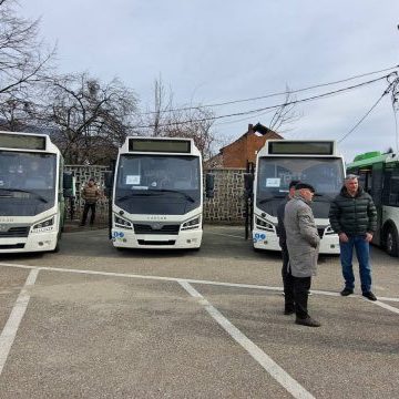 646361777_25960047560271278_4514861338044866021_n Primele autobuze din flota de transport ecologic local au ajuns la Lupeni