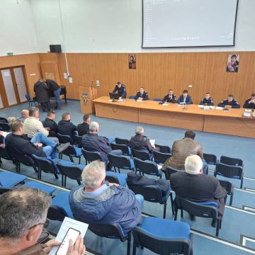 Activitatea Comitetelor Locale pentru Situații de Urgență din localitățile hunedorene analizată la Deva