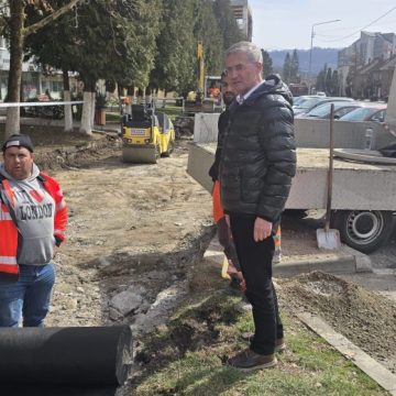Prin crearea unui coridor integrat dedicat circulației pietonale și bicicletelor, municipiul Petroșani este în pas cu viitorul