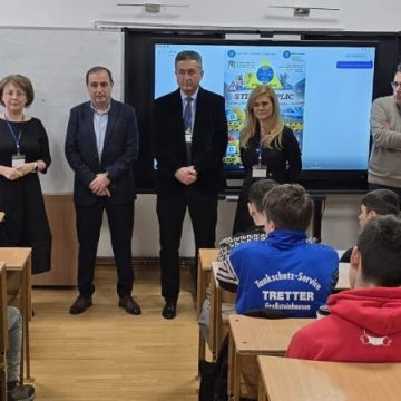 Securitatea și sănătatea în muncă se deprind de pe băncile școlii