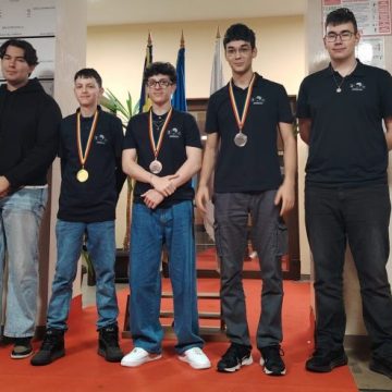 Liceeni hunedoreni cu aur, argint și bronz la Olimpiada Națională de Informatică