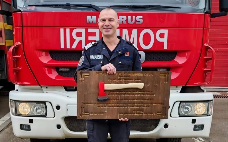 Pompierul devean Leone Furdean a pus toporu-n cui!