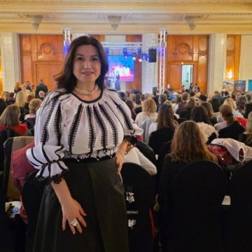 Claudia Șandru, promotor al Ținutului Momârlanilor, premiată la Gala Națională „România ești TU”