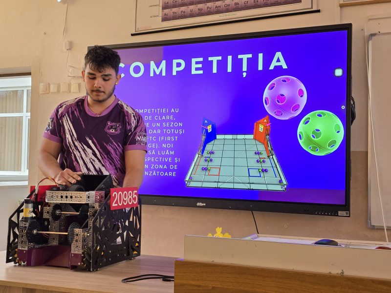 O lecție de speranță și ingeniozitate la Liceul „Dimitrie Leonida” ​Petroșani: Când deșeurile devin artă