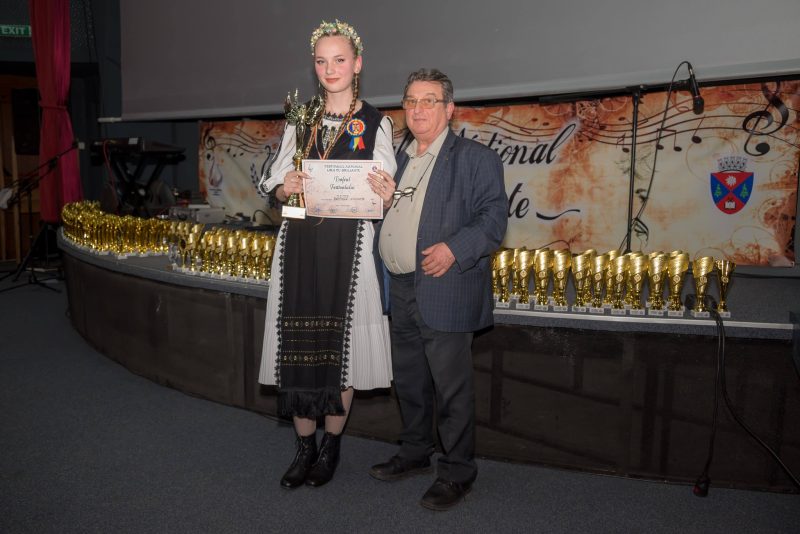 660472319_928638979955860_1814314251526717952_n Cine sunt laureații ediției a IX-a a Festivalului „Lira cu briliante” de la Petroșani