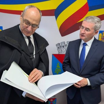 Preasfințitul Părinte Episcop Kovács István al Bisericii Unitariene, oaspete al comunității din municipiul Petroșani