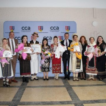 Regal folcloric fără egal la ediția din 2026 a Festivalului-concurs de interpretare a cântecului popular românesc „Drăgan Muntean” de la Deva