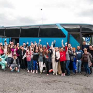 „Glasuri de argint” din Valea Jiului pe scena Festivalului Internațional de Muzică pentru Copii de la San Remo (Italia)