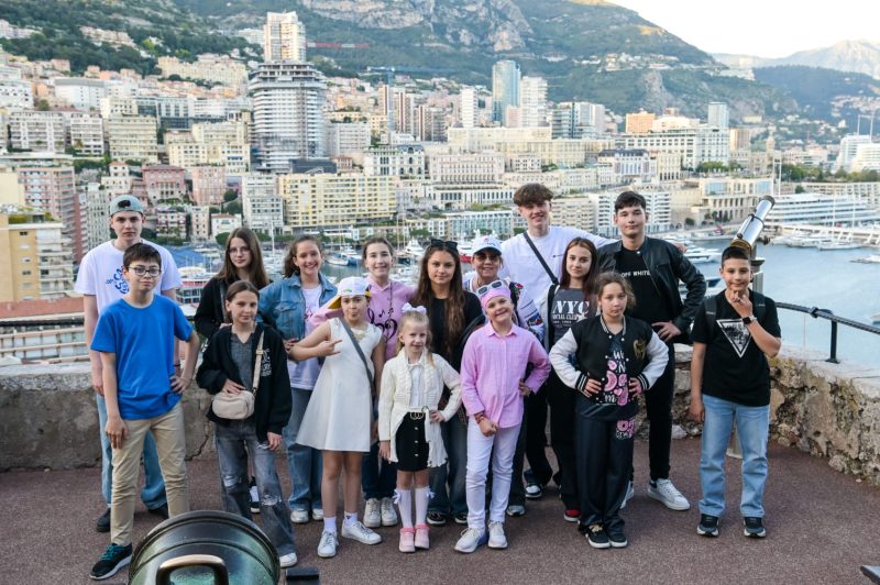 IMG-20260416-WA0010 „Glasuri de argint”, dincolo de scenă, în așteptarea evoluției pe scena artistică de la San Remo