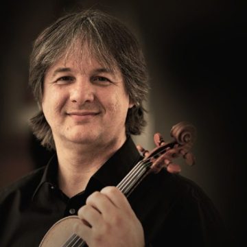 WhatsApp Image 2026-03-25 at 13.25.42 Concertmaestro 2026 la Deva: Liviu Prunaru și vioara care apropie artistul de public